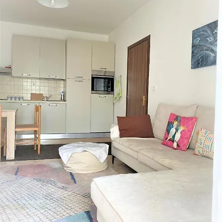 Family-friendly Next To Premium Hotel,