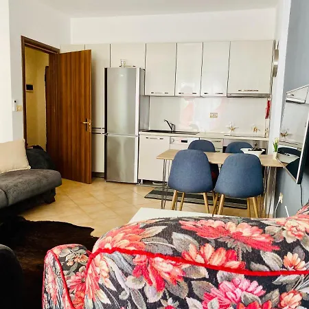 Premium * Golem (Tirana)