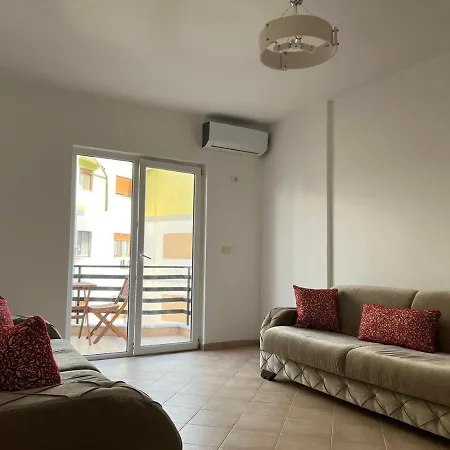 Family-friendly Next To Premium Hotel, Apartment *