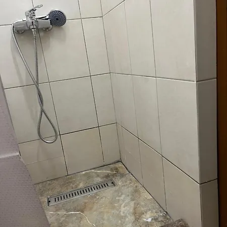 Premium * Golem (Tirana)