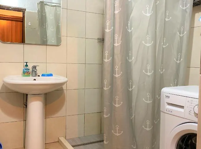 Family-friendly Next To Premium Hotel, * Golem (Tirana)