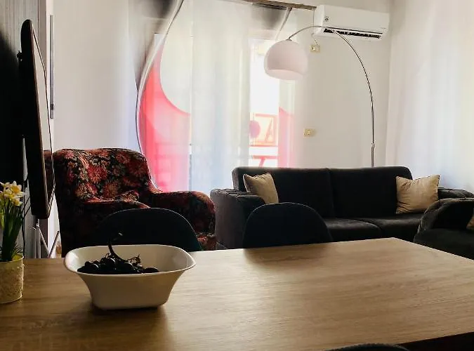 Family-friendly Next To Premium Hotel, * Golem (Tirana)